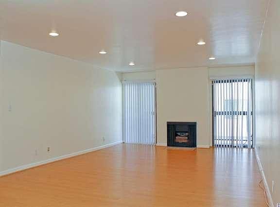2nd image of 1745 Holly Dr APT 103