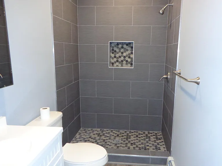 Step-in shower
