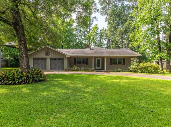 13365 Leaning Oaks Dr, Beaumont, TX 77713