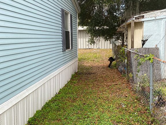 3rd image of 9706 Weeping Cherry Ct