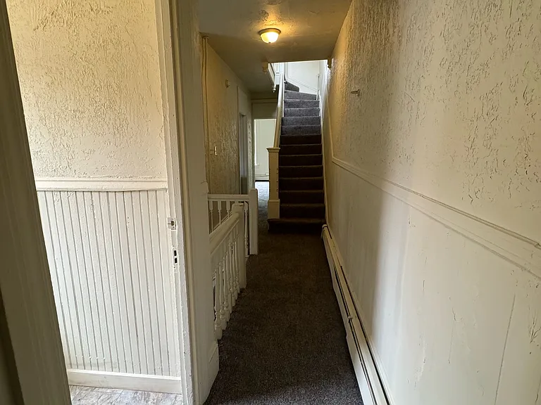 320 S Queen St #2 — Photo 8