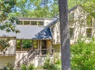 2755 Whitehurst Dr NE, Marietta, GA 30062