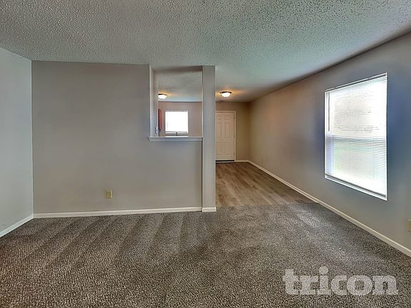 3rd image of 3146 Brandenburg Dr