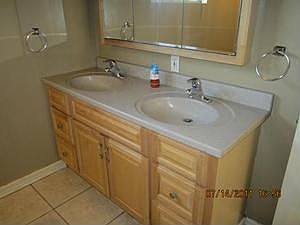 3rd image of 2625 Fashion Ave