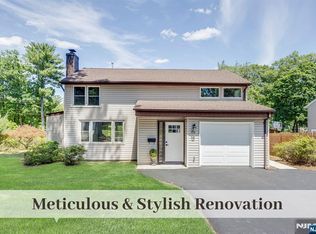 29 Salrit Ave, Waldwick, NJ 07463