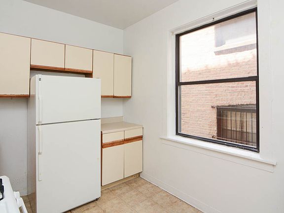 4th image of 1538 N Kedzie Ave Unit K1