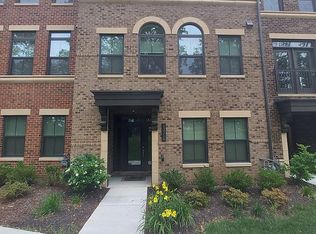 43356 Apple Orchard Sq, Ashburn, VA 20148