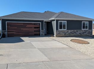 2211 Noah St, Rapid City, SD 57703