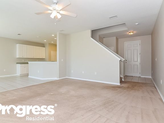 2nd image of 19601 Timberbluff Dr