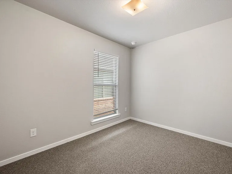 14409 Avenue X St — Photo 13