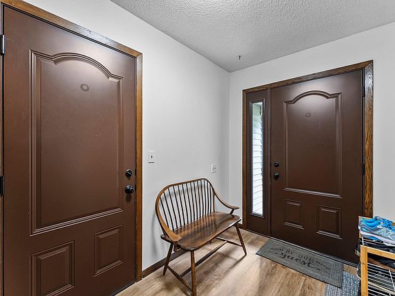 4th image of 216 Richard Ave SE