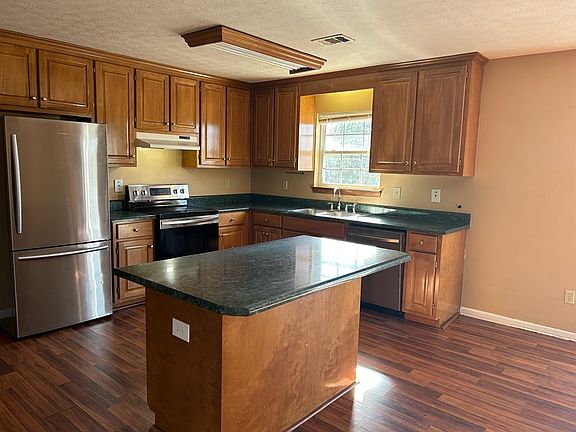 5th image of 656 Bridlepath Ln