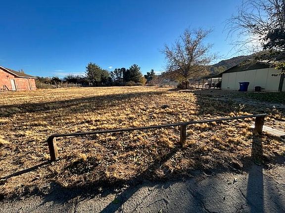 4th image of 0 Lakespring Ave