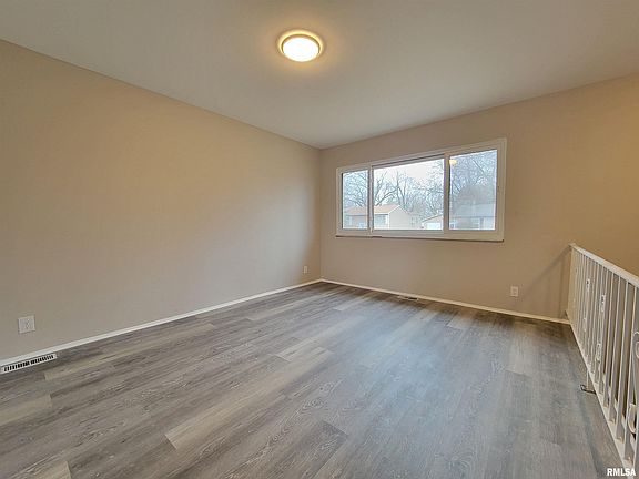 3rd image of 2012 N Idaho St