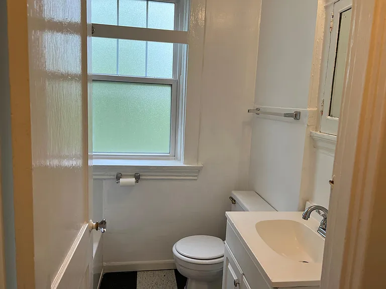 7401 Zephyr Pl #2E — Photo 15