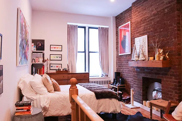 Rented by Ethan Blinder, LREB | media 9