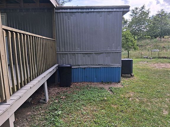 4th image of 438 Hillside Dr