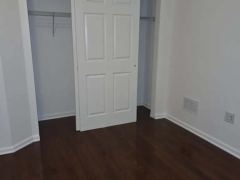 1319 S 16th St — Photo 24