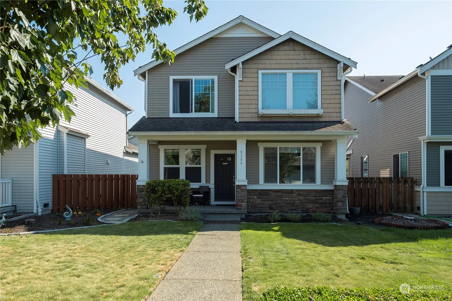 8366 22nd Street NE photo 1