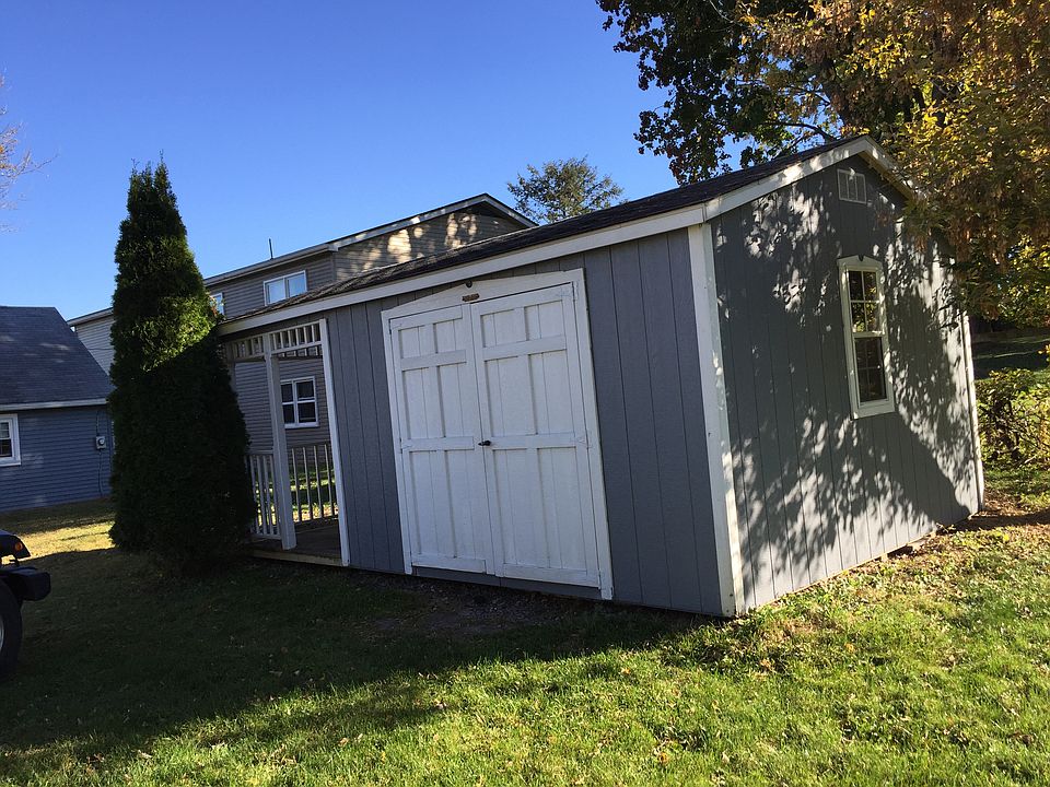 Shed with electrical service