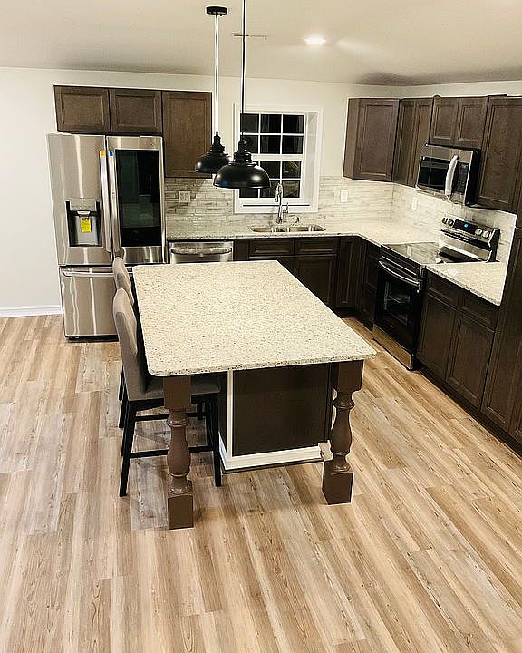Upgraded kitchen with large 