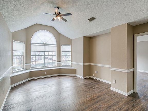 5th image of 231 Cove Dr