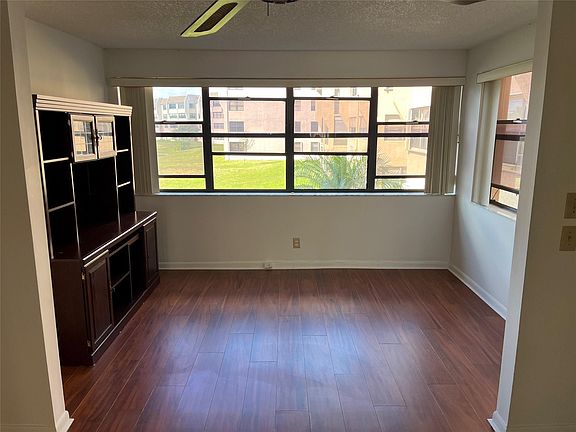 4th image of 10303 Sunrise Lakes Boulevard #206