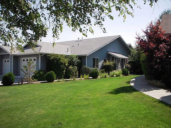 Call or Text 541-815-5000 to schedule showing