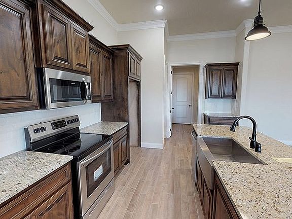 3rd image of 1210 Stonefield Dr