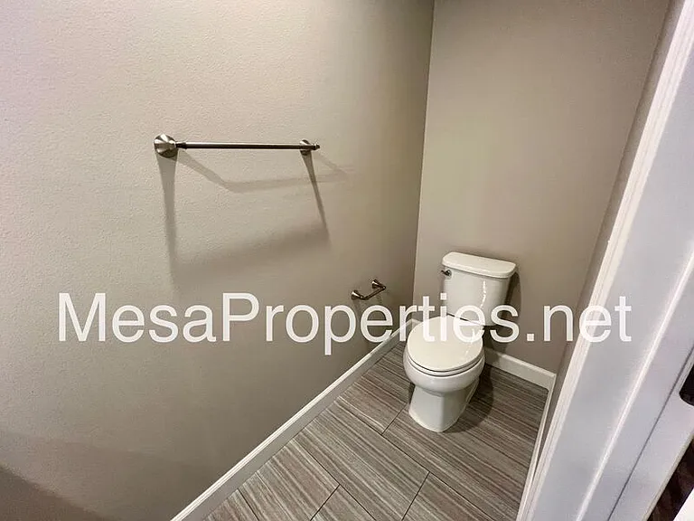 16408 Valencia Ave #311 — Photo 23