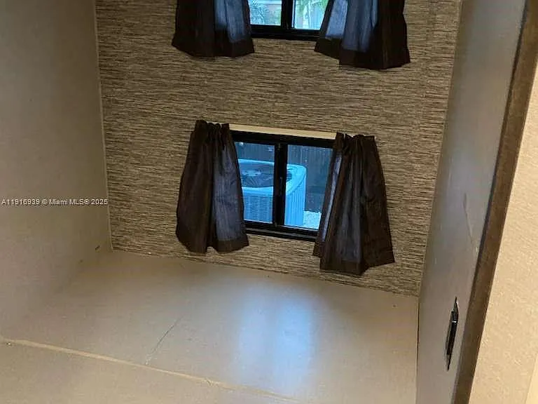 25236 SW 133rd Ave — Photo 11