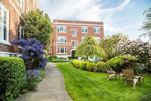 The Roy Vue Apartments Photo 1