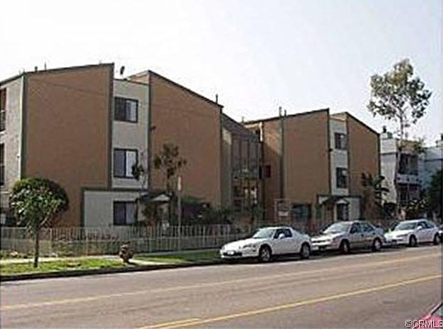 2nd image of 2715 Abbot Kinney Blvd Unit 10
