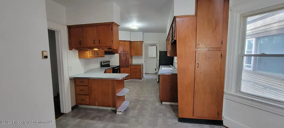 Building Photo - 805 Monroe Ave #3