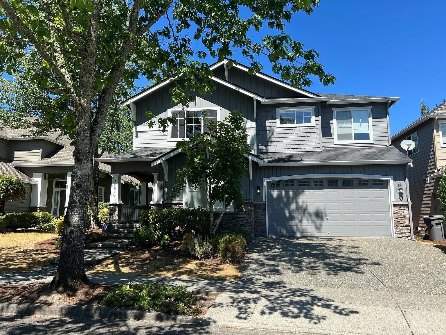 5 bed, 3140 sqft, $4,850 — Photo 2
