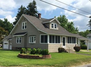 11 Mayher St, Easthampton, MA 01027
