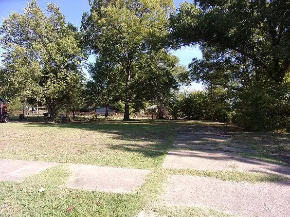 2916 Beatty St, West Memphis, AR 72301