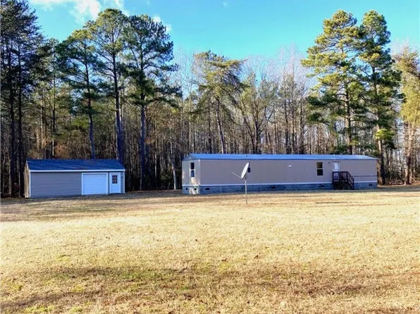 331 Gunsmoke Ln, Saint Stephens Church, VA 23148
