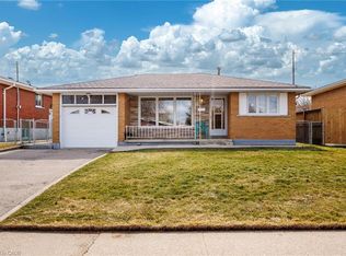 33 Orlanda Rd, Hamilton, ON L8G2K3