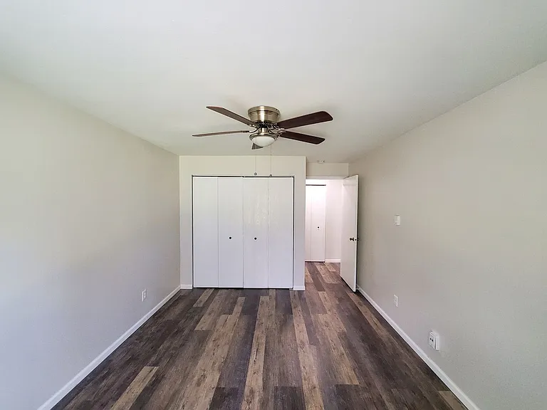 Orchard Village Apartments — Photo 12