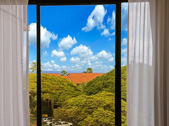 4th image of 3445 Lower Honoapiilani Rd #618