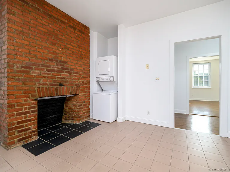 104 East Ave #2 — Photo 10