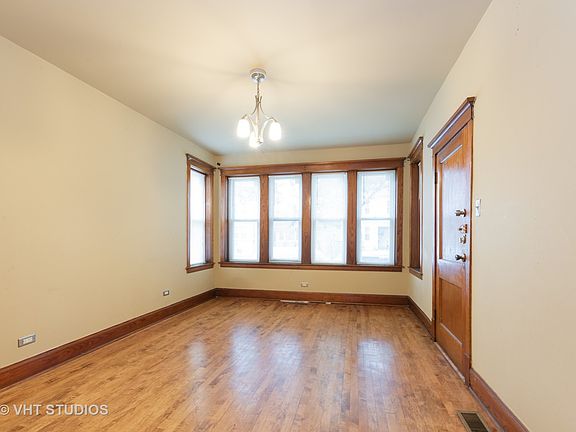 2nd image of 5434 W Drummond Pl