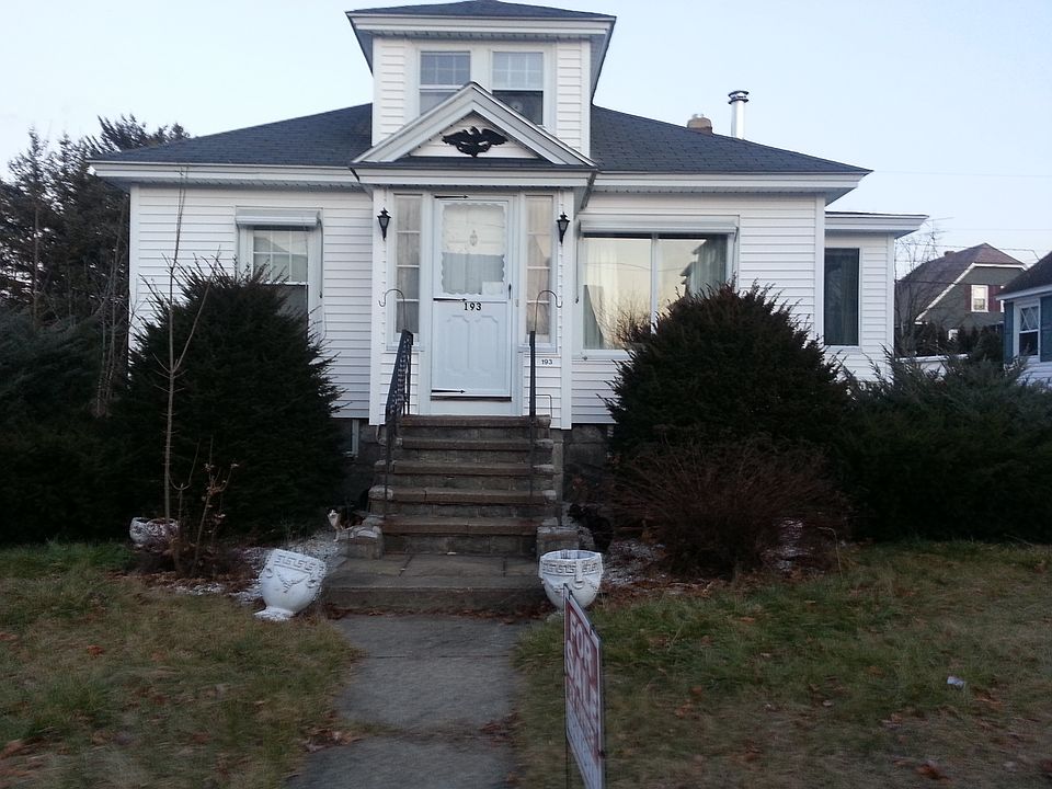 2nd image of 193 Reed St