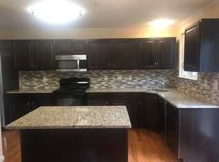 120 Broadstone Dr, Mars, PA 16046