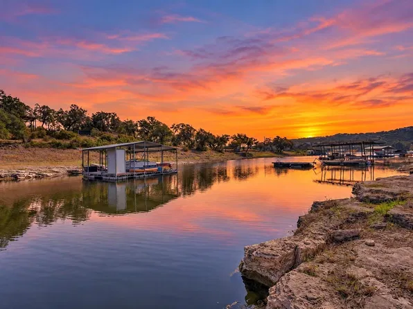 2609 Oak Ridge Dr, Dripping Springs, TX 78669
