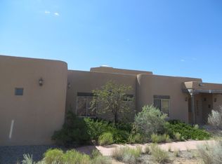 2010 Desert Ave NE, Rio Rancho, NM 87144