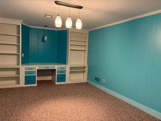 815 Hewett Dr — Photo 17