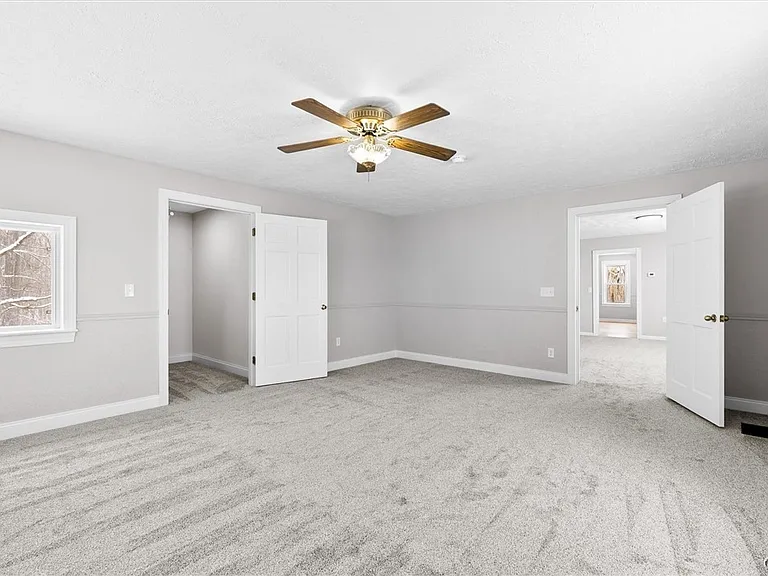 6982 Webster Rd — Photo 22