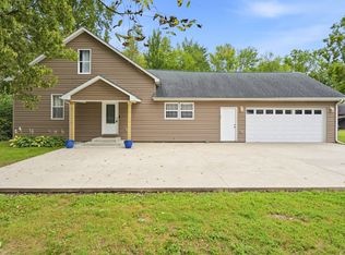 8 School St, Markleville, IN 46056